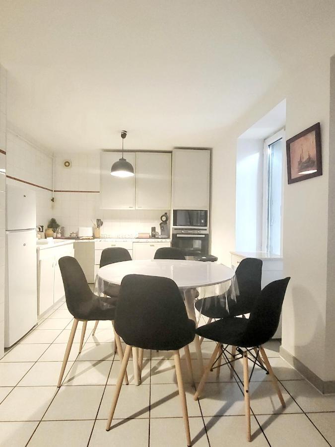 Appartement 2 Chambres Centre Ville Au Calme วาลองซ์ ภายนอก รูปภาพ